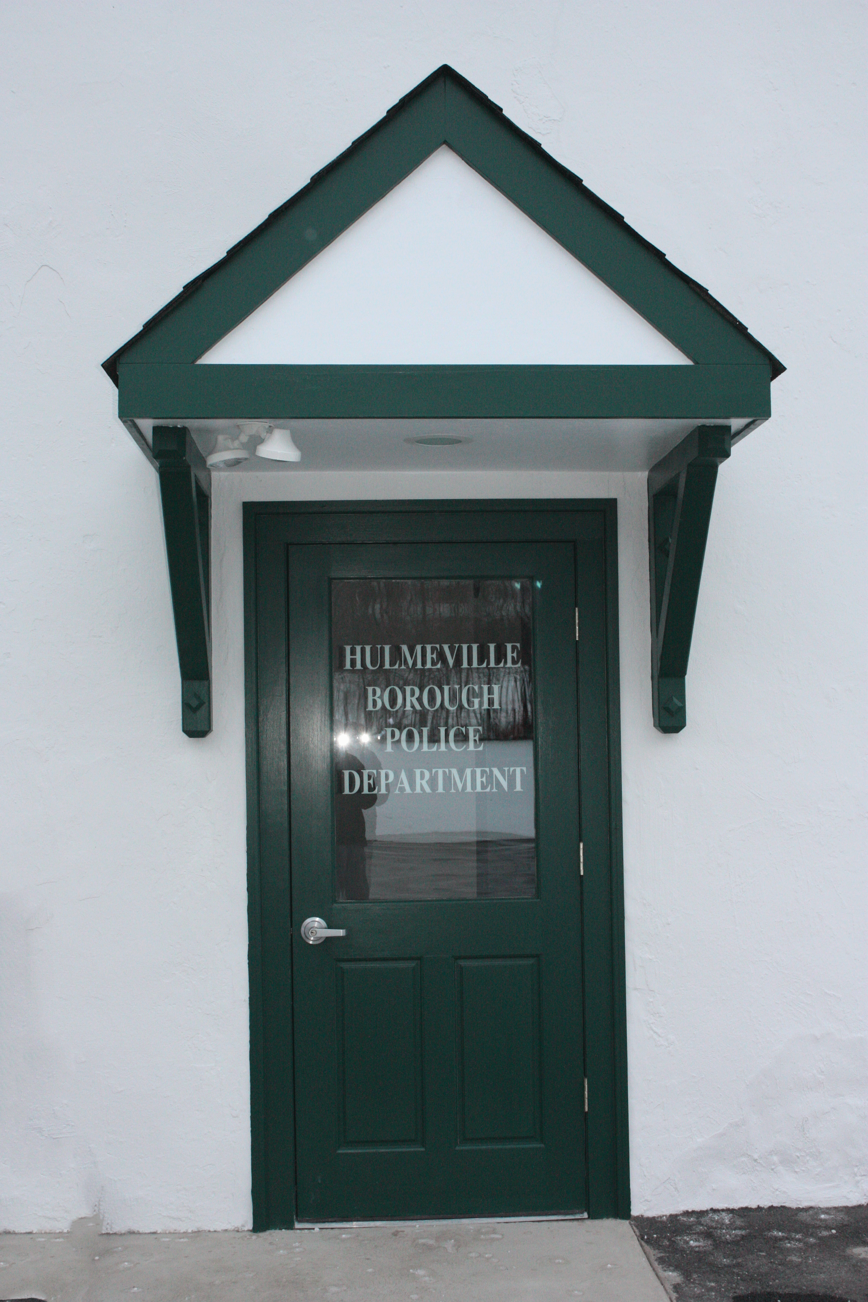 Entrance to police station in rear of Borough Hall